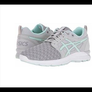 ASICS Sneakers